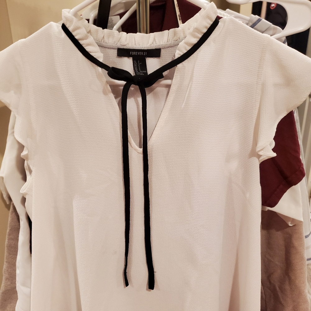Short sleeve blouse